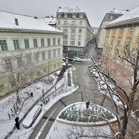 Gerloczy Boutique Hotel-3