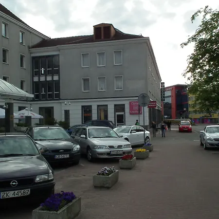 Hotel Gromada-2