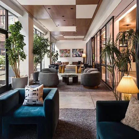 Arlo Soho-3