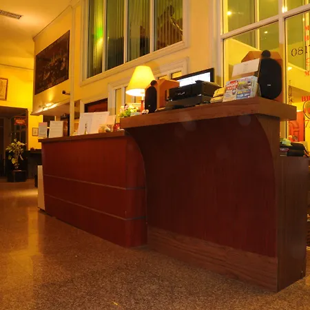 Lodge 61 Hotel-2