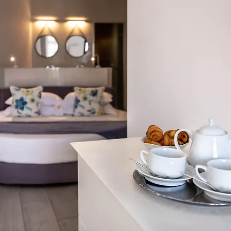 Mar N Mar Crown Hotel-Suites-3