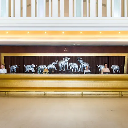 Aiyara Grand Hotel-2