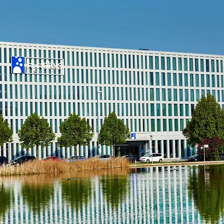 H2 Hotel Muenchen Messe-2