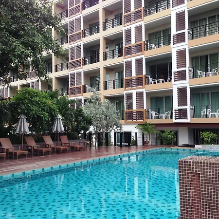 August Suites-2
