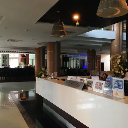 August Suites-3