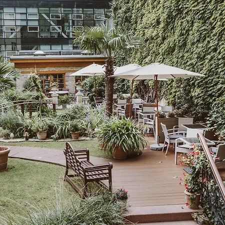 The Gate Garden Hotel-3