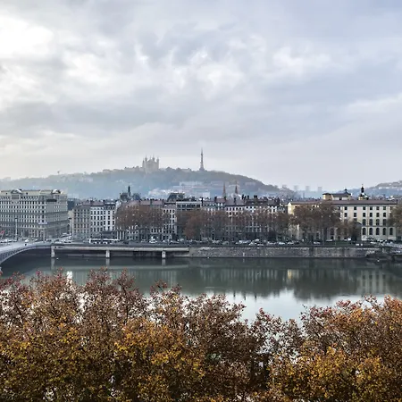 Okko Hotels Lyon Centre-2