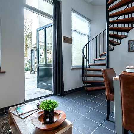 Plantage Garden Apartments-2