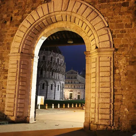 Hotel Pisa Tower-2
