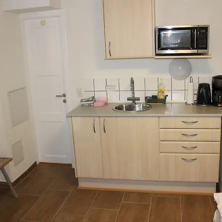 Amalie Bed And Breakfast & Apartments-3