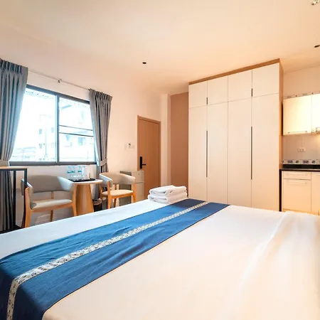 Selina Place Hotel-2
