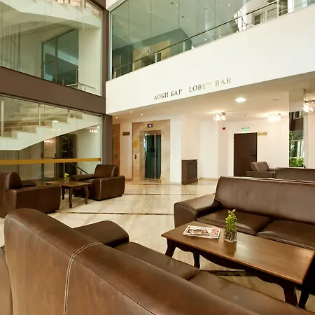 Earth & People Hotel & Spa - Free Parking & Swimming Pool-3