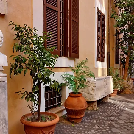Trevi Rome Suite-3