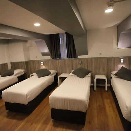 Travel Hotel Amsterdam-3