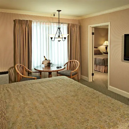 Columbus Inn-2