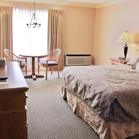 Columbus Inn-3