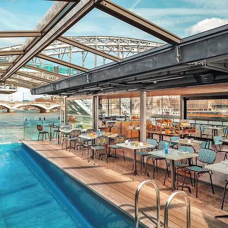 Hotel Off Paris Seine-3