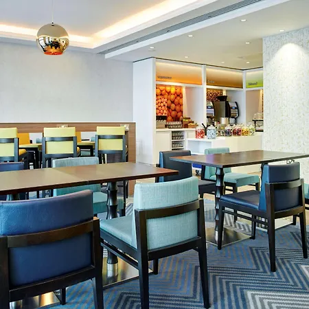 Hampton By Hilton Glasgow Central-3