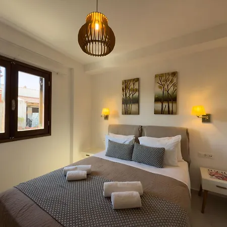 Deluxe Suites-2