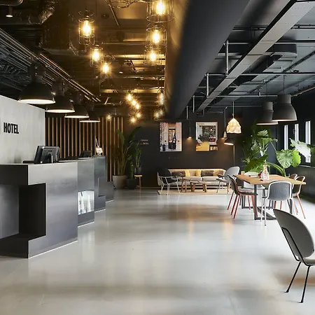 Good Hotel London-2