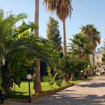 Evilion Hotel-2