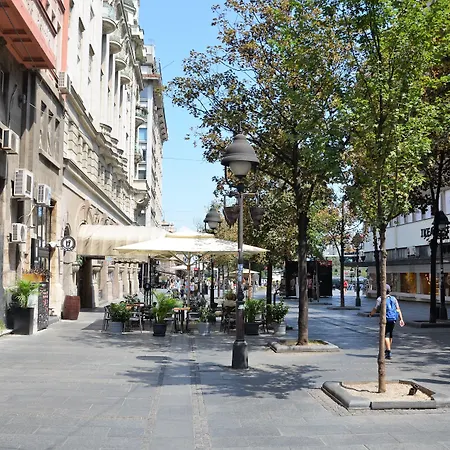 Dominic Smart & Luxury Suites - Republic Square-3