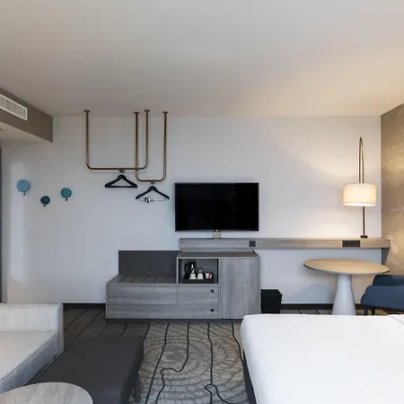 Hyatt Place Frankfurt Airport-3
