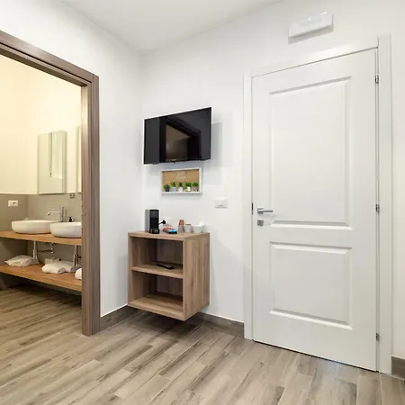 Clementi 18 Suites Rome-3