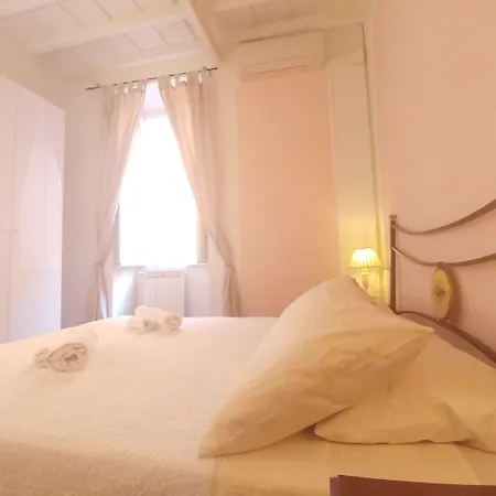 Dreaming Navona Rooms-2