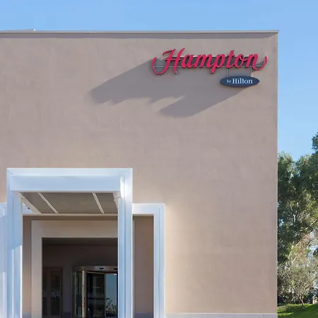 Hampton By Hilton Rome East-2