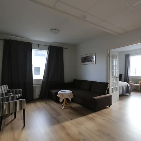 100 Iceland Hotel-2