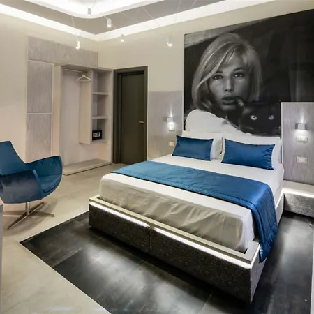 Via Veneto Luxury Suites-2