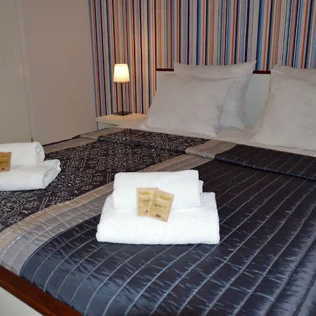 Cracow Central Aparthotel-3