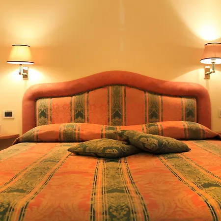 Hotel Villa Delle Rose-3