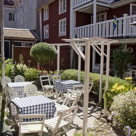 Garvaregården Hotel , B&B och Café-2