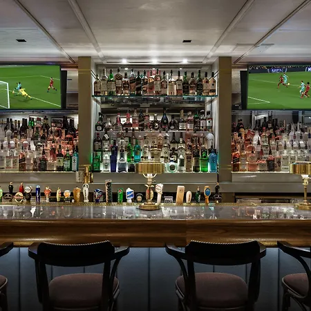 Merrion Row Hotel And Public House-3