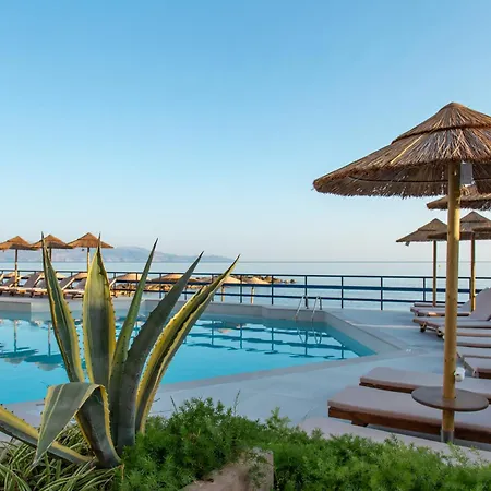 Hotel Haris On The Beach-2