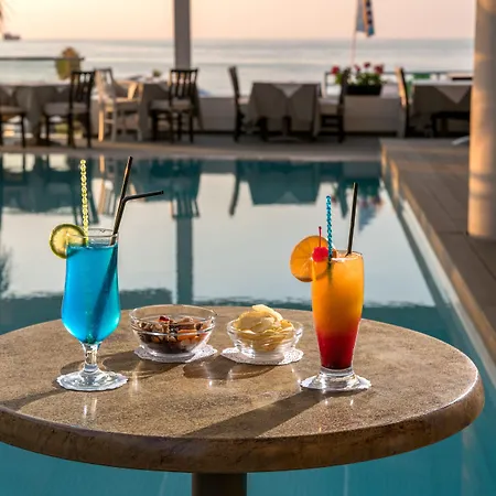 Swell Boutique Hotel-2