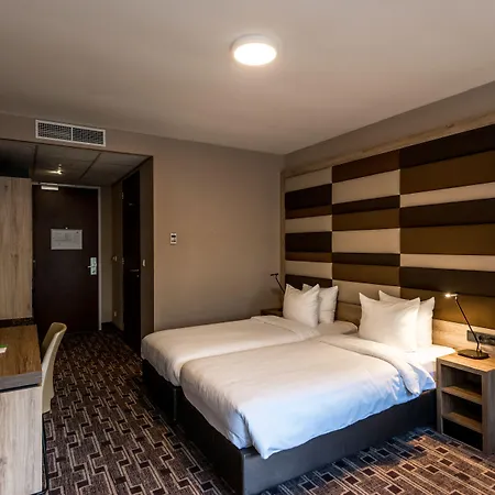 Xo Hotels Blue Square-3