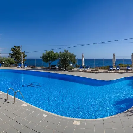 Kardamili Beach Hotel-3