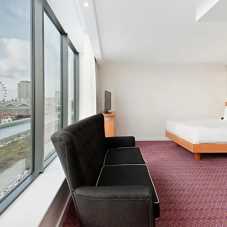 Hampton By Hilton London Waterloo-3
