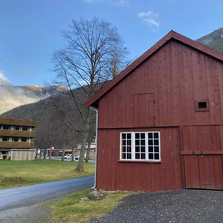 Lærdalsøren Guesthouse-2