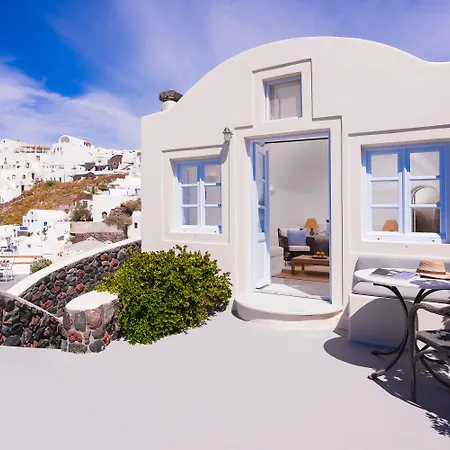 Pezoules Of Oia-3