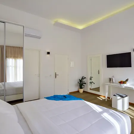 Elia Portou Luxury Residence-2