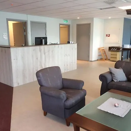 Corner Hotell-2