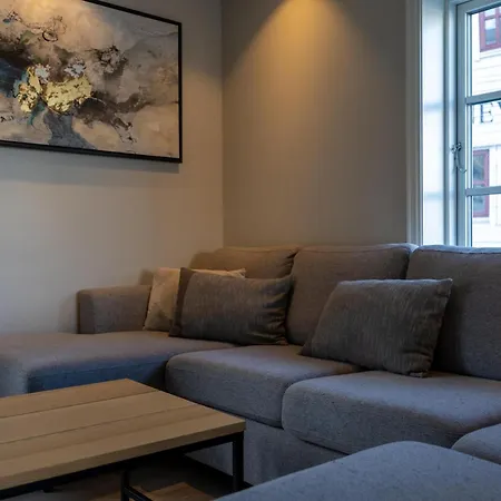 Floro Apartments Hotell-3