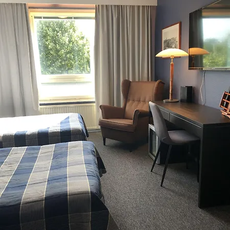West Side Hotel-3