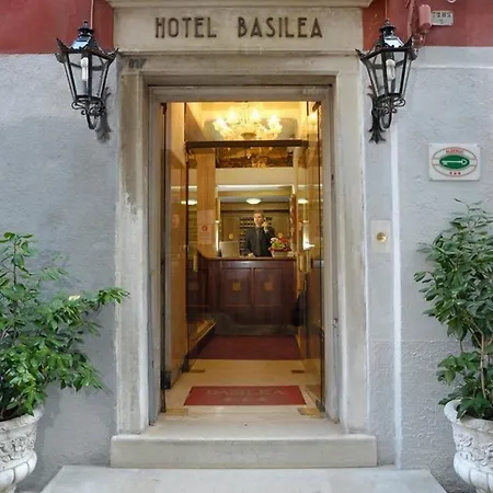 Albergo Basilea-2