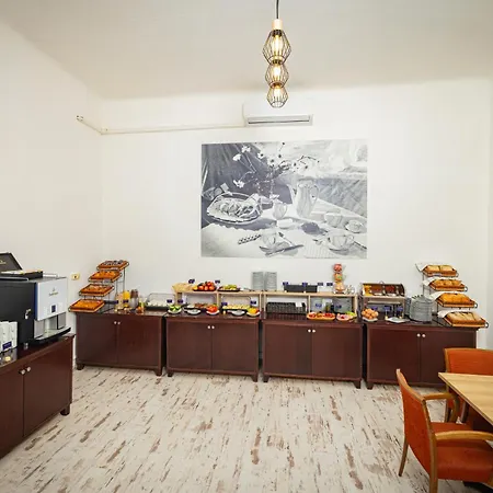 City Hotel Ring-3