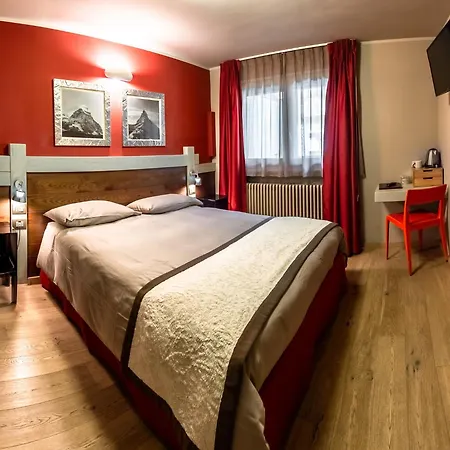Hotel Lyskamm-2